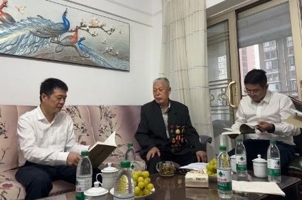 省旅投集團黨委國慶節前夕走訪慰問老干部老黨員
